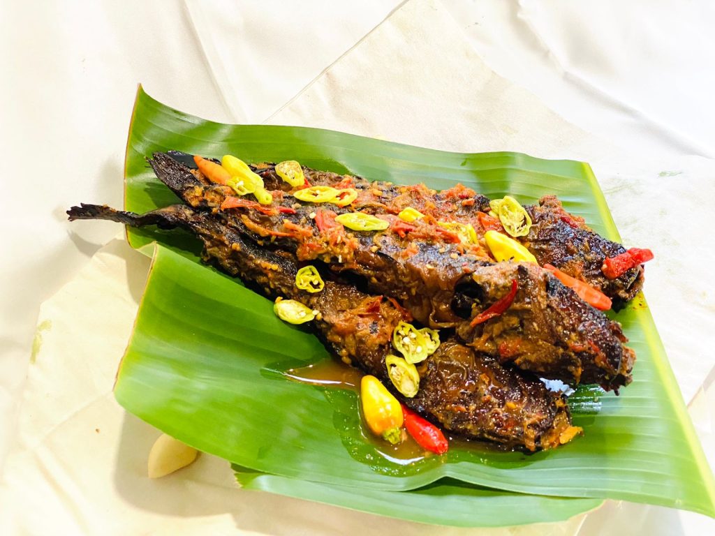 Kuliner Khas Bantul: Lezatnya Mangut Lele Mbah Marto