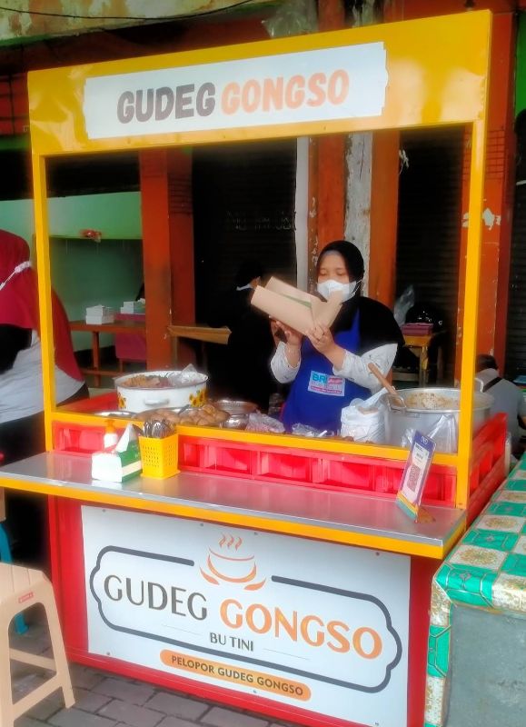 Galeri Gudeg GONGSO Bu Tini
